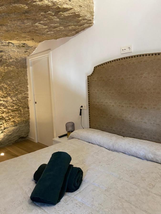 Villa Casa Cueva “El Refugio En La Cueva” Setenil De Las Bodegas Exterior foto